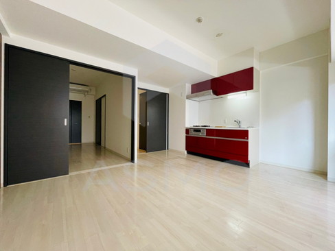 居室・リビング　同マンション別部屋　参考写真