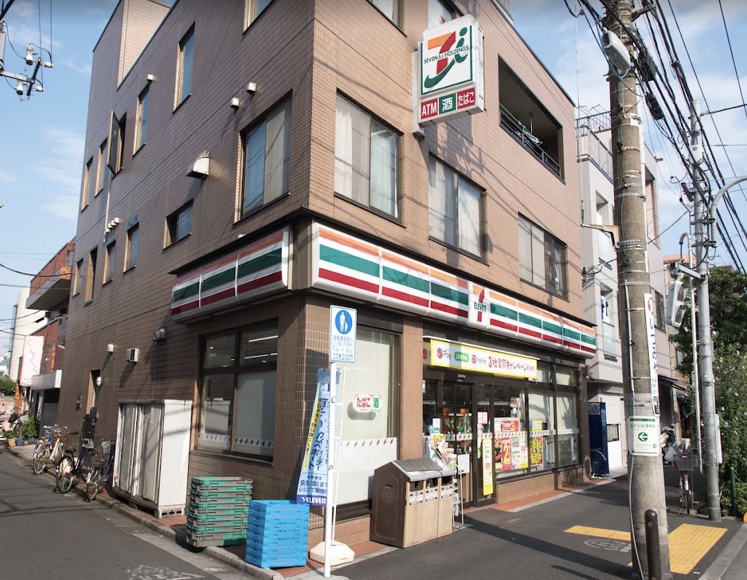 コンビニ　セブンイレブン墨田八広南店（コンビニ）まで299m