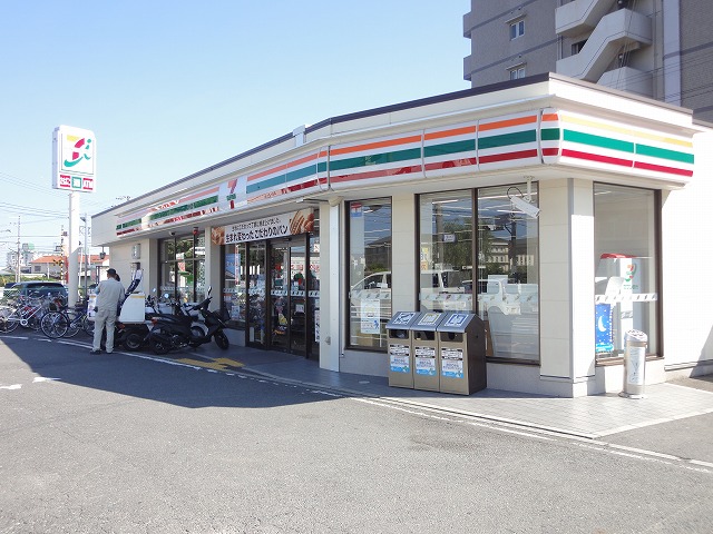 コンビニ　セブンイレブン 天神川三条店（コンビニ）まで168m