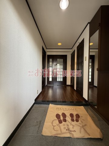 玄関　明るい玄関です