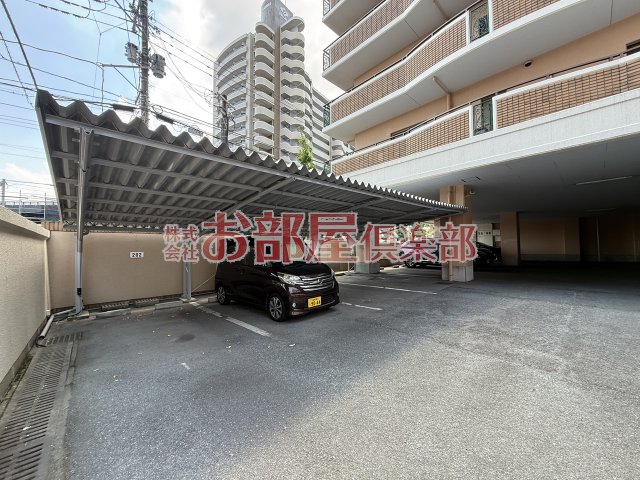 駐車場　駐車スペースもあります