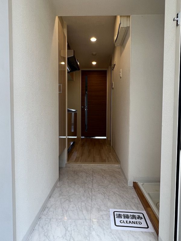 玄関　高級感のある玄関☆トールタイプの下駄箱がついています！