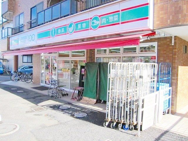 コンビニ　ローソンストア100吉川いちょう通店（コンビニ）まで310m