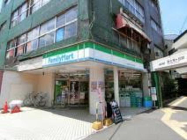 コンビニ　ファミリーマート杉並富士見ヶ丘駅前店（コンビニ）まで291m
