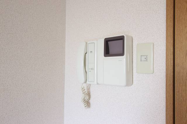 セキュリティ　モニターホンで来客時も安心です。