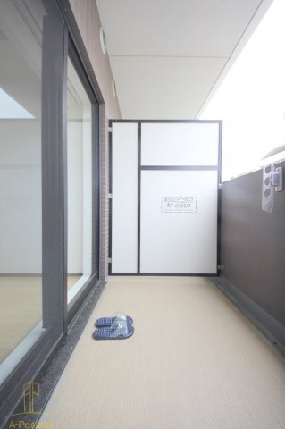 レジュールアッシュ大阪城NORDの内装写真
