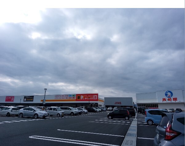 ショッピングセンター　西松屋ライフガーデン水巻店（ショッピングセンター）まで768m