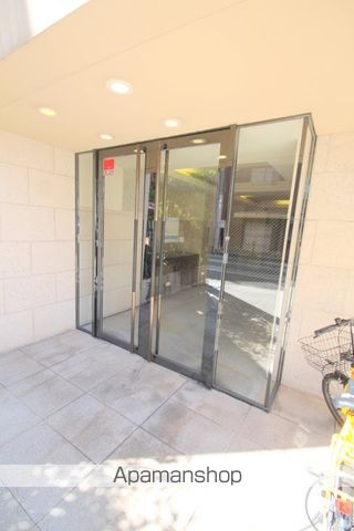 KOBAYASHI YOKOビルの外観写真