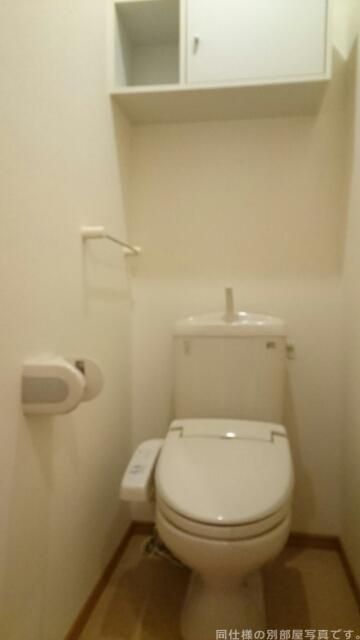 グランデKII Dのトイレ写真