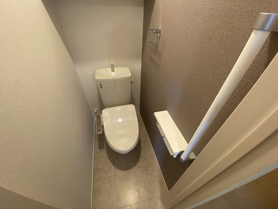 トイレ　※別部屋の写真です