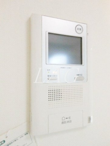 セキュリティ　モニター付きインターホンです。