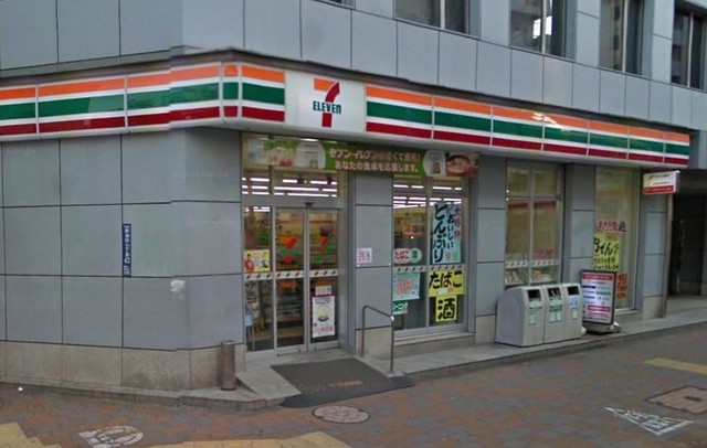 コンビニ　セブンイレブン大田区西蒲田2丁目店（コンビニ）まで464m