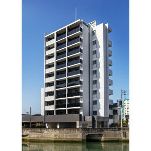 建物外観　パグーロ城西