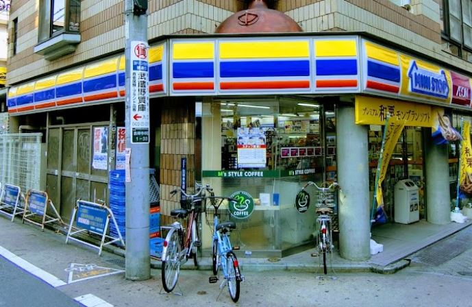 コンビニ　ミニストップ 吉祥寺本町店（コンビニ）まで147m