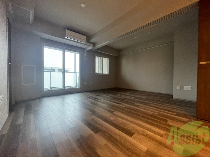 居室・リビング　広くてキレイなお部屋が広がっていて、充実した生活が送れそう。