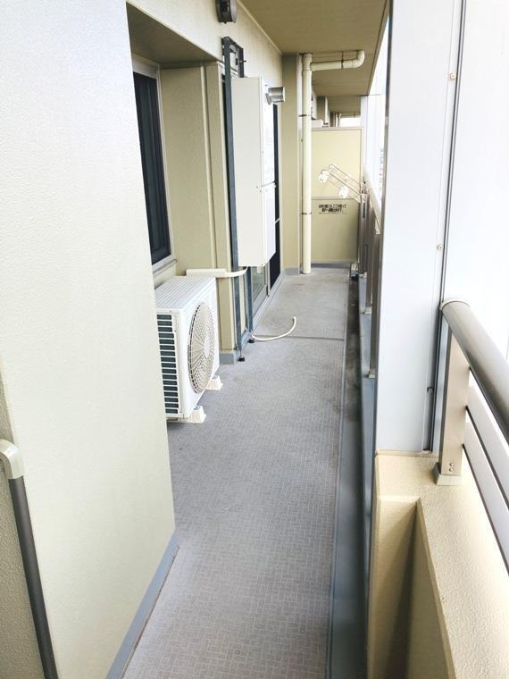 ＪＲ武蔵野線 武蔵浦和駅 徒歩5分 31階建 築21年の内装写真