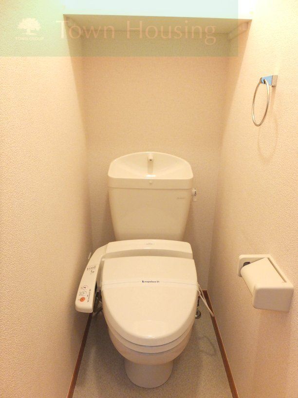 東京メトロ東西線 南行徳駅 徒歩14分 3階建 築16年のトイレ写真