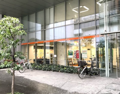 郵便局　港港南郵便局（郵便局）まで310m