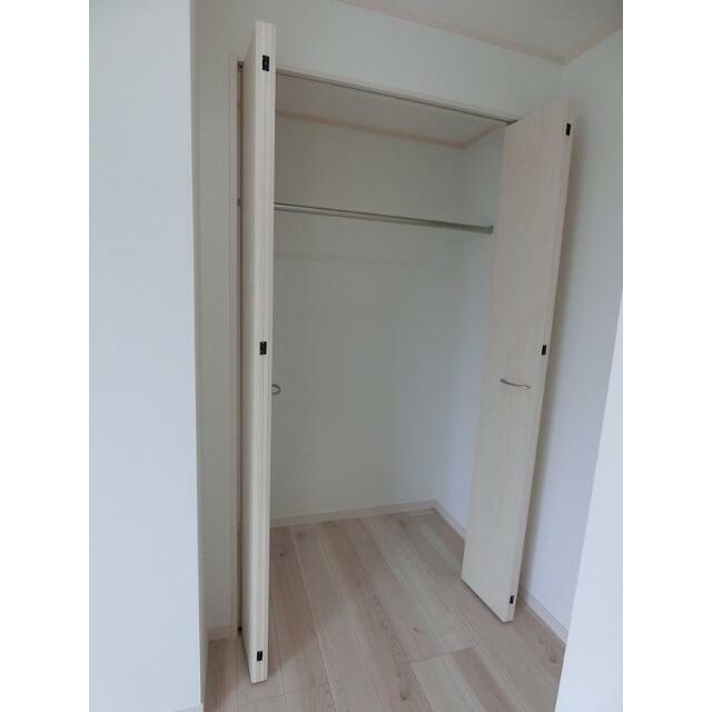収納　広々としたクローゼット