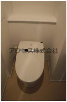 ＪＲ中央線 東中野駅 徒歩1分 15階建 築16年のトイレ写真