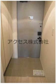 ＪＲ中央線 東中野駅 徒歩1分 15階建 築16年の玄関写真