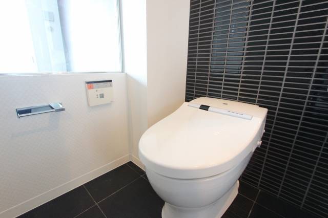 トイレ　ウォシュレットつきのトイレです