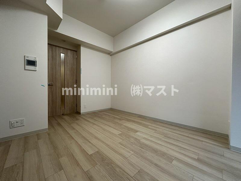 プレサンス堺筋本町エグゼブランの居間写真