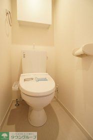 ＪＲ東海道本線 平塚駅 徒歩6分 3階建 築11年のトイレ写真