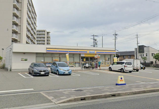 コンビニ　ミニストップ 伊丹昆陽東1丁目店（コンビニ）まで281m