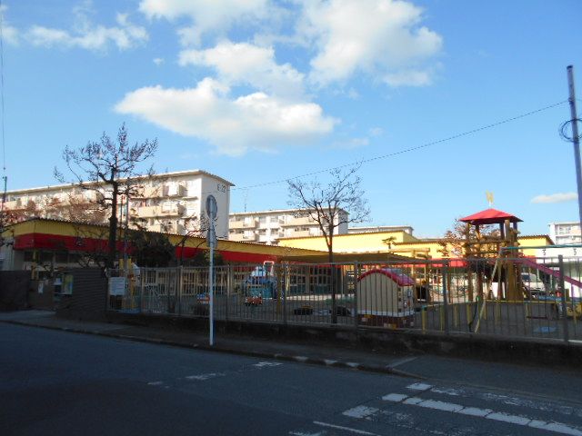 幼稚園・保育園　認定こども園ふたば（幼稚園・保育園）まで594m