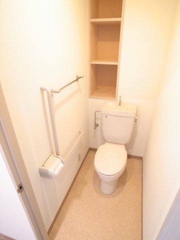 フィールドハウス青葉伍番館のトイレ写真