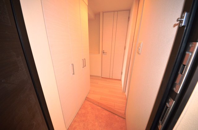 クリスタルグランツ梅田IIの玄関写真