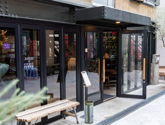 飲食店　ROZI coffee(ロジ コーヒー)（飲食店）まで577m