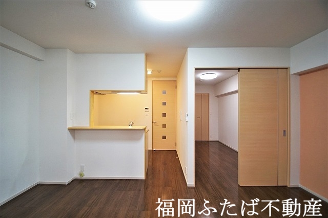 エスポワール豊の居間写真