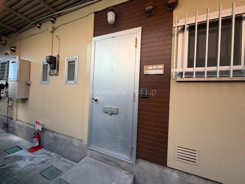 小田急小田原線 相武台前駅 徒歩7分 2階建 築44年の玄関写真