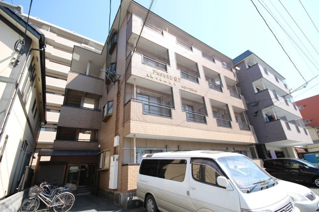 建物外観　落ち着いた雰囲気の外観です