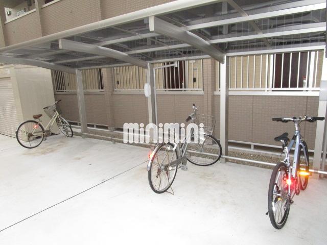 駐車場　駐輪場