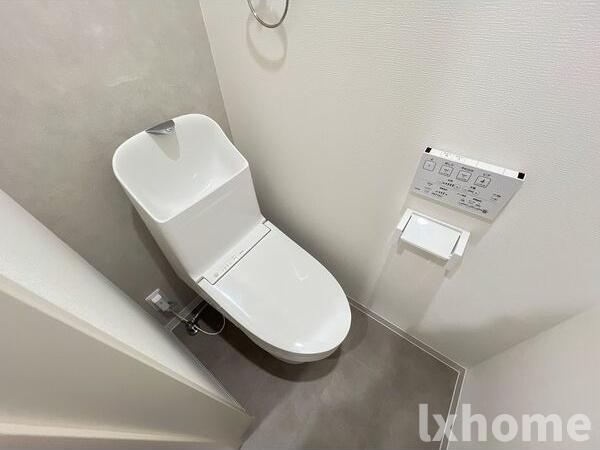 トイレ　コンパクトで使いやすいトイレです