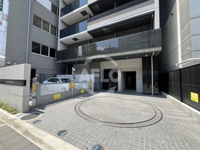 エントランス　S-RESIDENCE江坂Lible　エントランス
