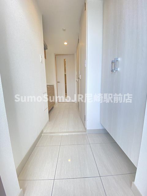 玄関　明るい玄関です
