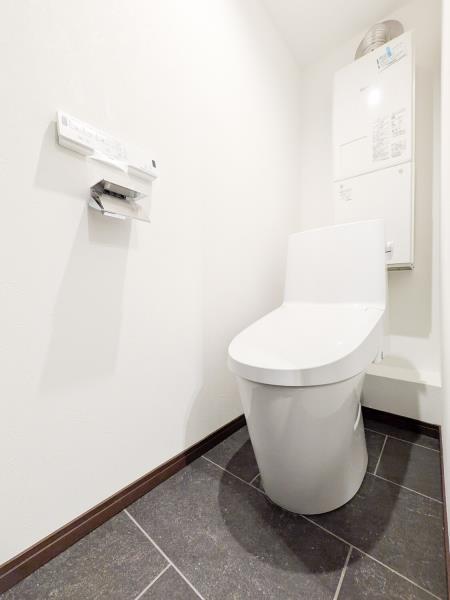 トイレ　トイレもきれいです
