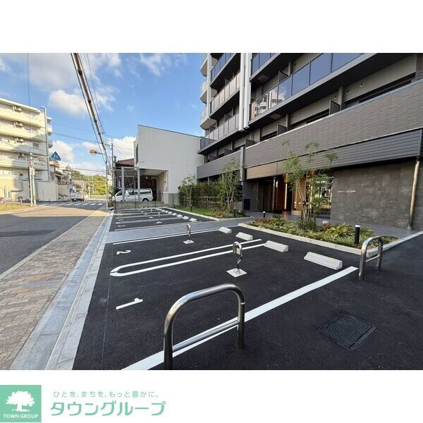 駐車場　駐車場