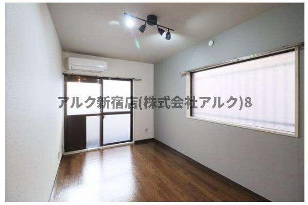 居室・リビング　居間です　別部屋参照