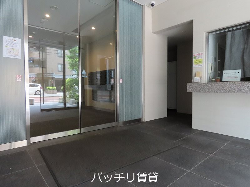 地下鉄箱崎線 箱崎宮前駅 徒歩4分 13階建 築11年の外観写真