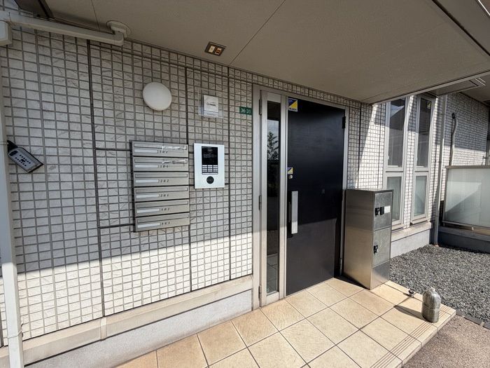 エントランス　エントランス