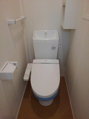 トイレ　清潔感のあるトイレです