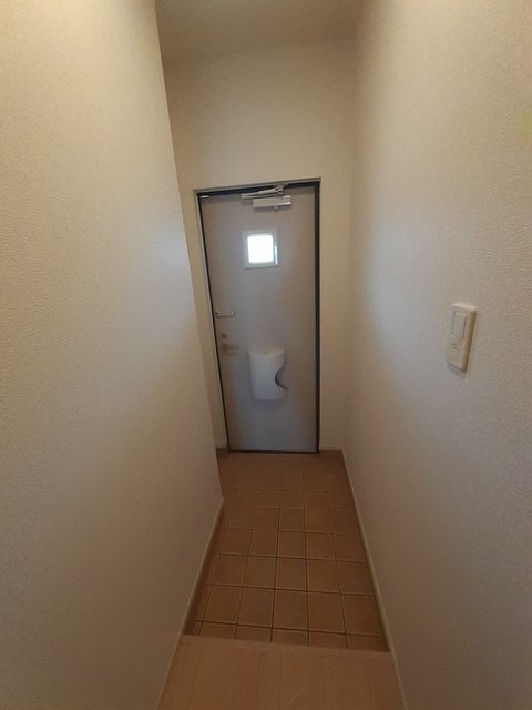 玄関　図面と現状に相違がある場合には現状を優先