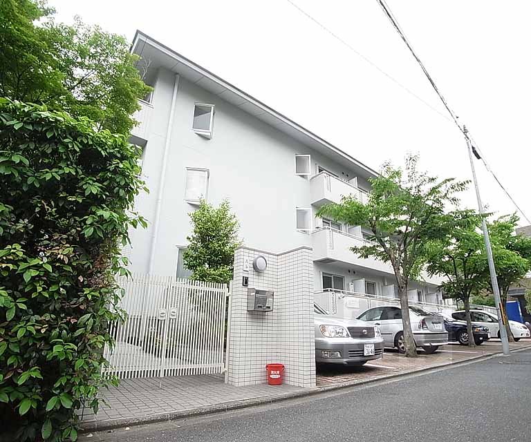 コーポ三谷の外観写真