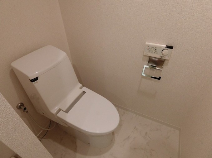 トイレ　清潔感のあるトイレです