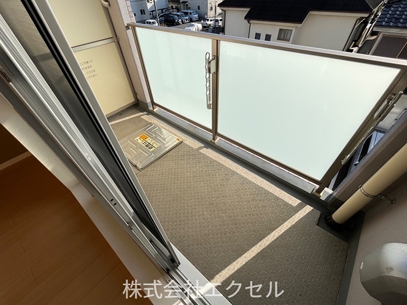 バルコニー　陽当たり良好のバルコニーです。